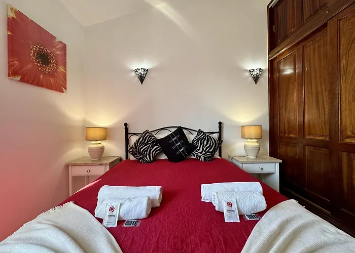 Albufeira Stylish 5 By Homing Calicos (Albufeira)