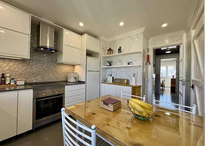 Albufeira Stylish 5 By Homing Calicos (Albufeira)